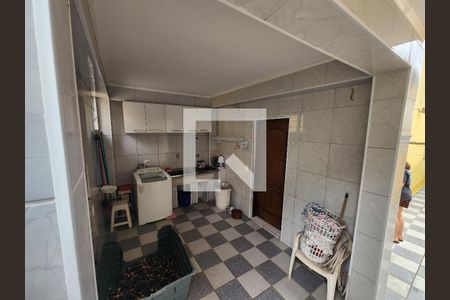 Casa à venda com 350m², 5 quartos e 2 vagasÁrea de Serviço