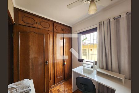 Casa à venda com 350m², 5 quartos e 2 vagasQuarto 1