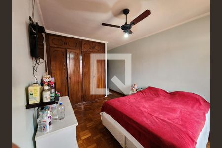 Suíte de casa à venda com 5 quartos, 350m² em Vila Butantã, São Paulo