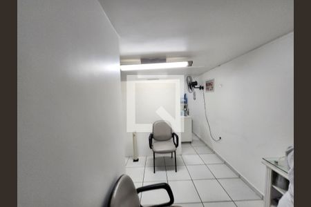 Casa à venda com 350m², 5 quartos e 2 vagasClinica
