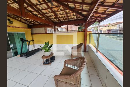Casa à venda com 350m², 5 quartos e 2 vagasVaranda