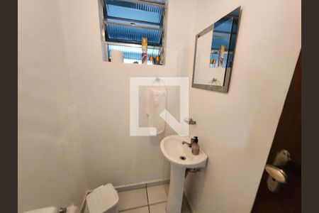 Casa à venda com 350m², 5 quartos e 2 vagasClinica - Banheiro