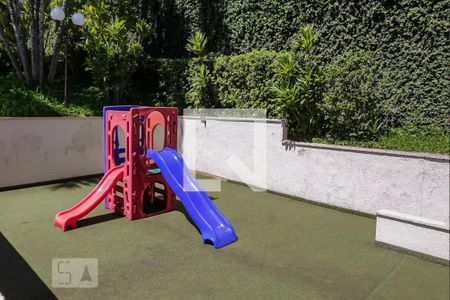 Apartamento à venda com 65m², 2 quartos e 1 vaga Apartamento à venda com 65m², 2 quartos e 1 vagaÁrea comum - Playground