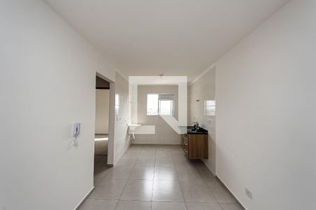 Cozinha/Sala de apartamento para alugar com 2 quartos, 34m² em Vila Elze, São Paulo