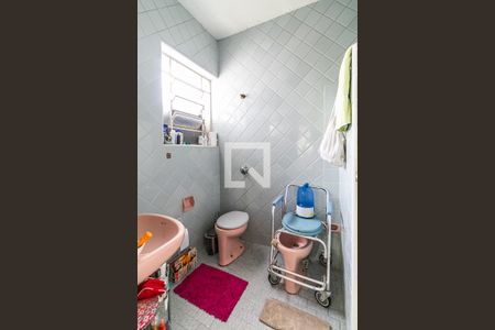 Casa à venda com 231m², 3 quartos e 2 vagas Casa à venda com 231m², 3 quartos e 2 vagasBanheiro da Suíte