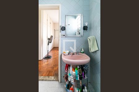 Casa à venda com 231m², 3 quartos e 2 vagas Casa à venda com 231m², 3 quartos e 2 vagasBanheiro da Suíte