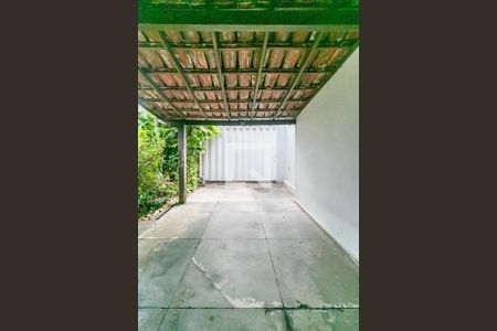 Casa à venda com 231m², 3 quartos e 2 vagas Casa à venda com 231m², 3 quartos e 2 vagasGaragem