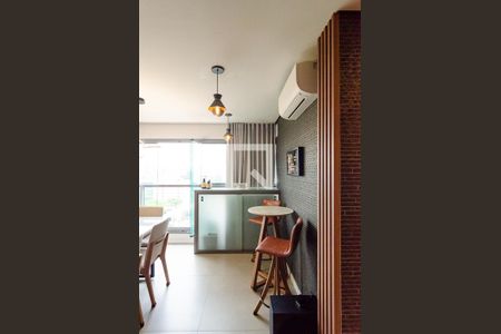 Sala de apartamento à venda com 2 quartos, 84m² em Vila Clementino, São Paulo