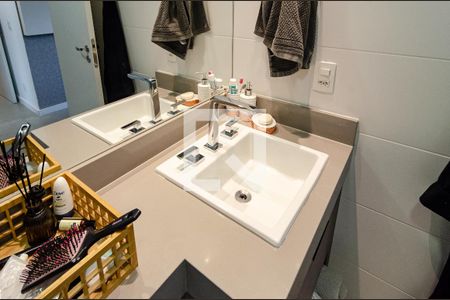 Apartamento à venda com 84m², 2 quartos e 1 vagaBanheiro da Suíte 1