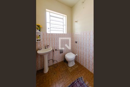 Casa à venda com 127m², 3 quartos e 4 vagasBanheiro