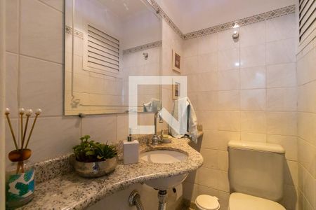 Apartamento à venda com 218m², 3 quartos e 3 vagasLavabo