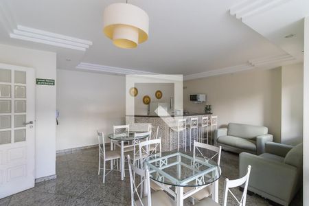 Apartamento à venda com 218m², 3 quartos e 3 vagasÁrea comum - Salão de festas