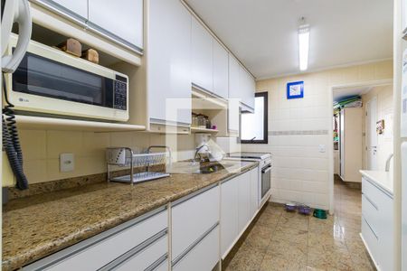 Apartamento à venda com 218m², 3 quartos e 3 vagasCozinha