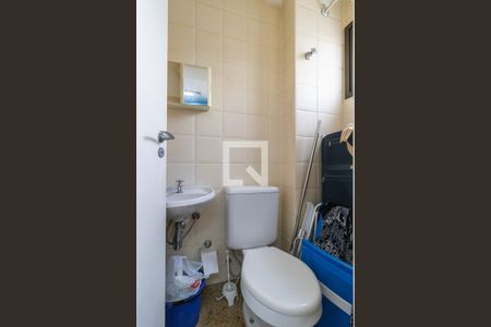 Apartamento à venda com 218m², 3 quartos e 3 vagasBanheiro de serviço