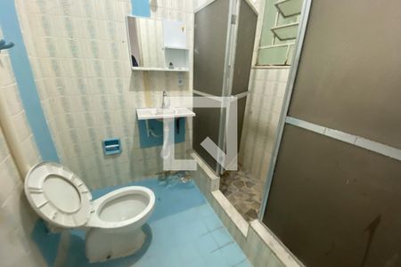 Banheiro de casa para alugar com 3 quartos, 100m² em Itatiaia, Duque de Caxias