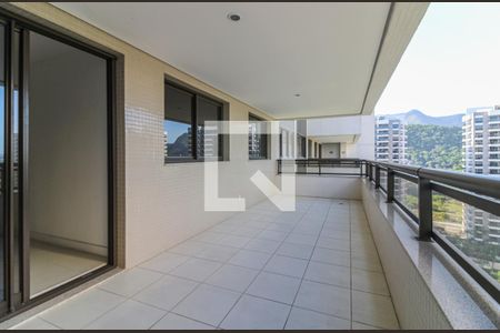 Varanda de apartamento para alugar com 3 quartos, 117m² em Barra da Tijuca, Rio de Janeiro