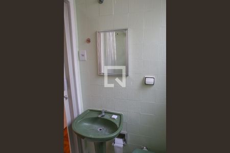 Casa à venda com 148m², 3 quartos e 1 vaga Casa à venda com 148m², 3 quartos e 1 vagaBanheiro Social 1