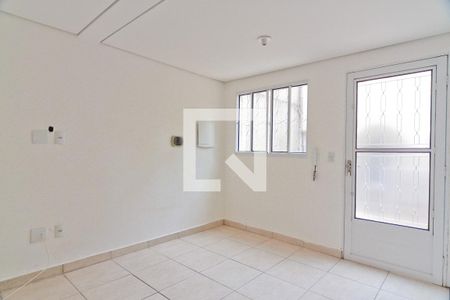 Sala de casa para alugar com 1 quarto, 34m² em Vila Baruel, São Paulo