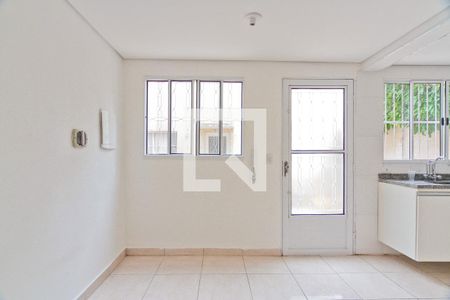 Sala de casa para alugar com 1 quarto, 34m² em Vila Baruel, São Paulo