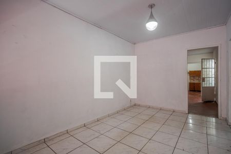 Sala 1 de casa para alugar com 4 quartos, 133m² em Santa Maria Goretti, Porto Alegre
