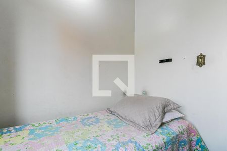 Casa à venda com 168m², 3 quartos e 5 vagas Casa à venda com 168m², 3 quartos e 5 vagasQuarto