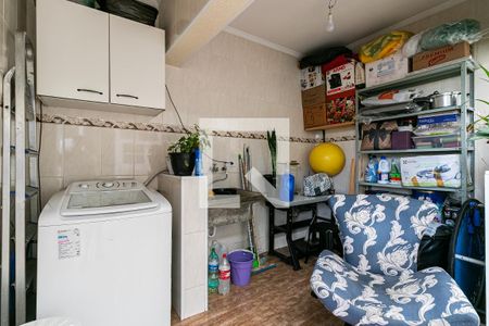 Casa à venda com 168m², 3 quartos e 5 vagas Casa à venda com 168m², 3 quartos e 5 vagasÁrea de Serviço