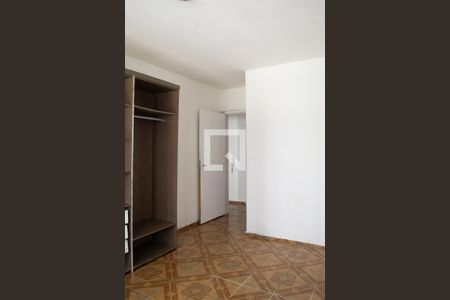 Quarto 1 de apartamento à venda com 2 quartos, 56m² em Medianeira, Porto Alegre