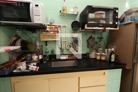 Casa à venda com 282m², 2 quartos e 6 vagas