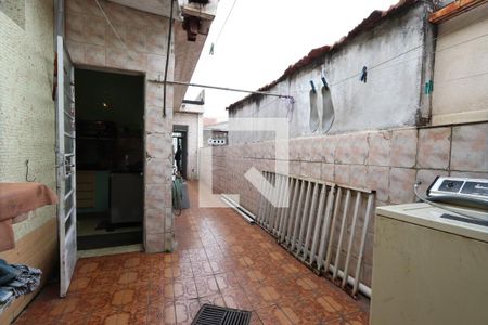 Casa à venda com 282m², 2 quartos e 6 vagas