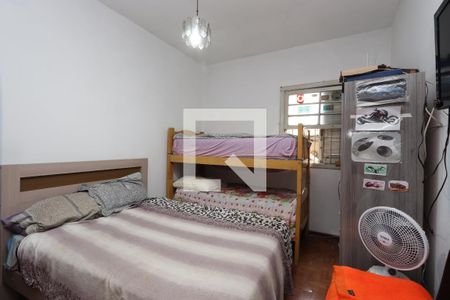 Casa à venda com 282m², 2 quartos e 6 vagas