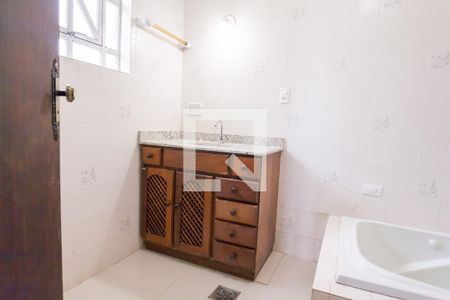 Casa à venda com 452m², 5 quartos e 3 vagasbanheiro suite