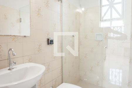 Casa à venda com 452m², 5 quartos e 3 vagasBanheiro de serviço