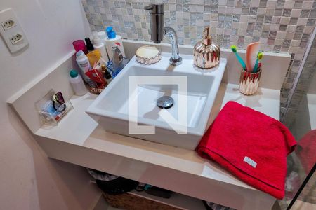 Apartamento à venda com 80m², 3 quartos e 2 vagasBanheiro da Suíte