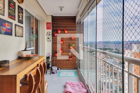 Apartamento à venda com 80m², 3 quartos e 2 vagasVaranda