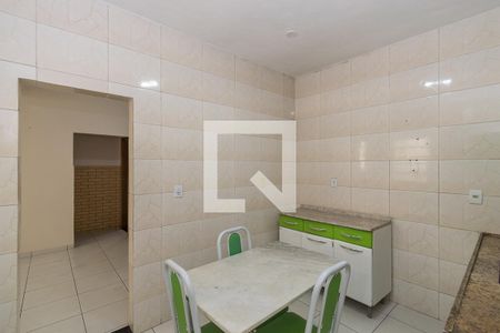 Casa para alugar com 110m², 2 quartos e sem vaga Casa para alugar com 110m², 2 quartos e sem vagaCozinha