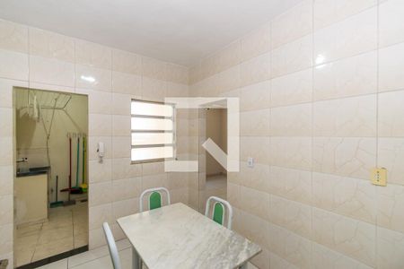 Casa para alugar com 110m², 2 quartos e sem vaga Casa para alugar com 110m², 2 quartos e sem vagaCozinha