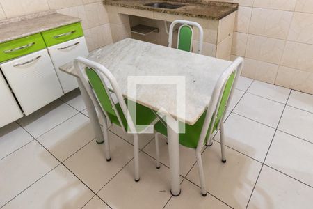 Casa para alugar com 110m², 2 quartos e sem vaga Casa para alugar com 110m², 2 quartos e sem vagaCozinha