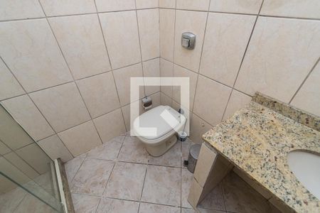 Casa para alugar com 110m², 2 quartos e sem vaga Casa para alugar com 110m², 2 quartos e sem vagaBanheiro Social