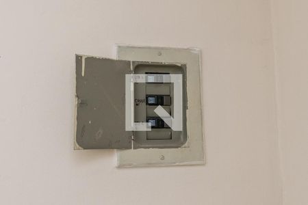 Hall do 2º Corredor de casa à venda com 2 quartos, 110m² em Brás de Pina, Rio de Janeiro