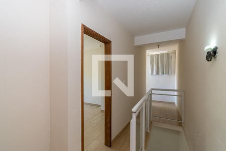 Corredor de casa à venda com 2 quartos, 110m² em Brás de Pina, Rio de Janeiro