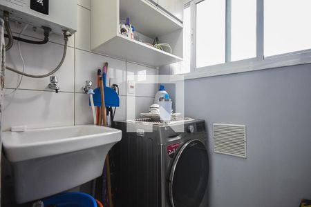 Apartamento à venda com 66m², 3 quartos e 2 vagas Apartamento à venda com 66m², 3 quartos e 2 vagasÁrea de Serviço