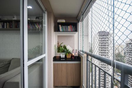 Varanda de apartamento para alugar com 3 quartos, 66m² em Vila Andrade, São Paulo