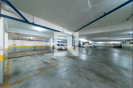 Apartamento à venda com 65m², 2 quartos e 2 vagas Apartamento à venda com 65m², 2 quartos e 2 vagasEstacionamento