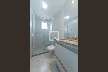 Apartamento à venda com 65m², 2 quartos e 2 vagas Apartamento à venda com 65m², 2 quartos e 2 vagasBanheiro Social