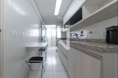 Apartamento à venda com 65m², 2 quartos e 2 vagas Apartamento à venda com 65m², 2 quartos e 2 vagasCozinha