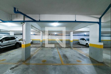 Apartamento à venda com 65m², 2 quartos e 2 vagas Apartamento à venda com 65m², 2 quartos e 2 vagasEstacionamento