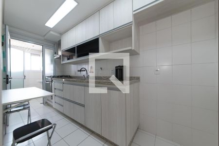 Apartamento à venda com 65m², 2 quartos e 2 vagas Apartamento à venda com 65m², 2 quartos e 2 vagasCozinha