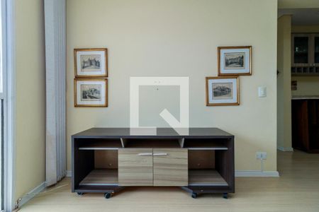 Sala de apartamento à venda com 2 quartos, 64m² em Vila Maracana, São Paulo