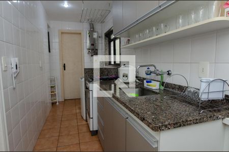 Apartamento à venda com 110m², 3 quartos e 2 vagasCozinha