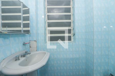 Apartamento para alugar com 66m², 2 quartos e sem vagaBanheiro